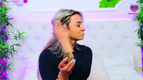 Snapshot of taahiraarabian chatting on 10.07.25 Arianna online show from 10.07.25