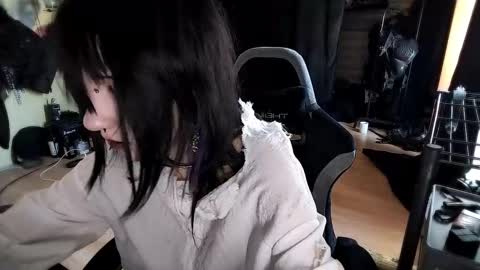 Snapshot of tabethashempert chatting on 02.18.26 Lina online show from 02.18.26