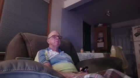 Snapshot of tacrunner66_ chatting on 10.23.25 tacrunner66_ online show from 10.23.25