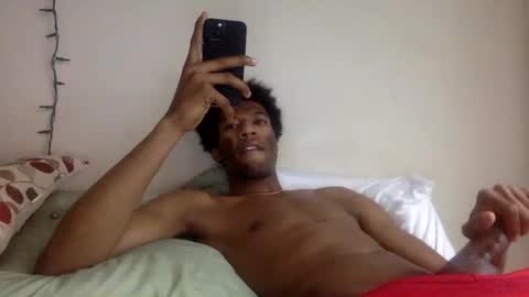 Snapshot of taejhon chatting on 03.04.25 Taejhon online show from 03.04.25