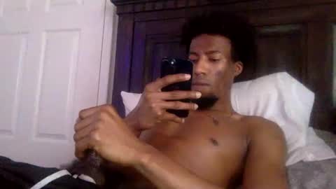 Snapshot of taejhon chatting on 09.19.25 Taejhon online show from 09.19.25