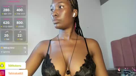 Snapshot of tahira_21 chatting on 06.11.26 Tahira online show from 06.11.26