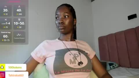 Snapshot of tahira_21 chatting on 06.13.26 Tahira online show from 06.13.26