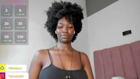Snapshot of tahira_21 chatting on 06.23.26 Tahira online show from 06.23.26