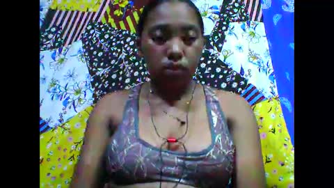 Snapshot of tahiriniah chatting on 02.18.26 tahiriniah online show from 02.18.26
