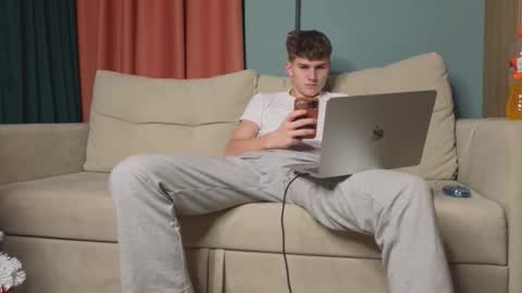 Alex online show from 01.13.26