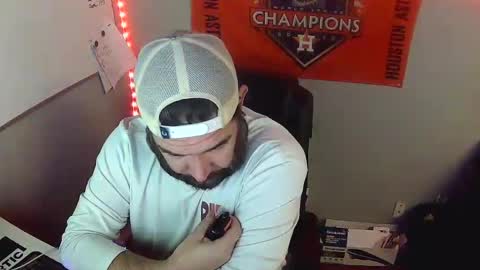 TaintNuzzler online show from 02.09.25