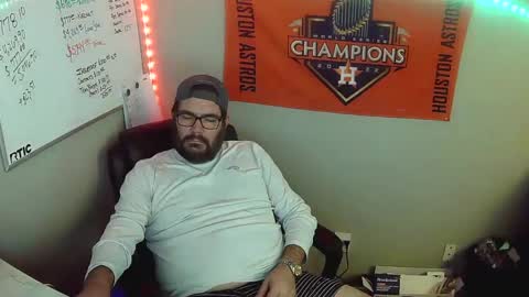 TaintNuzzler online show from 02.13.25