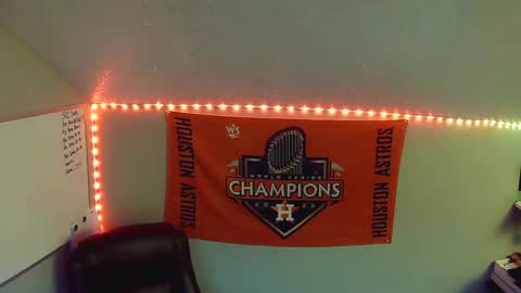 TaintNuzzler online show from 02.16.25