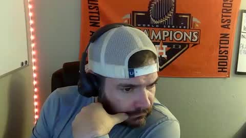 TaintNuzzler online show from 03.03.25