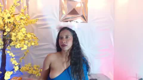 Snapshot of taira_bms chatting on 10.20.25 Samantha online show from 10.20.25