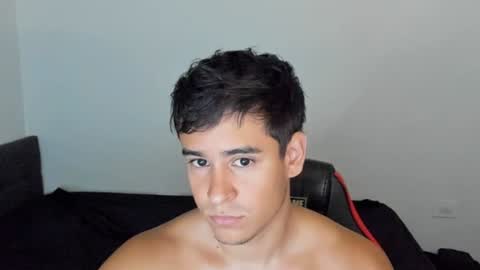 Snapshot of tairoanddagnye chatting on 01.28.25 Tairo online show from 01.28.25