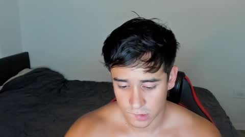 Snapshot of tairoanddagnye chatting on 02.05.25 Tairo online show from 02.05.25