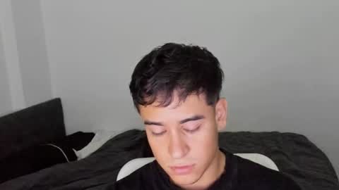 Snapshot of tairoanddagnye chatting on 02.12.25 Tairo online show from 02.12.25