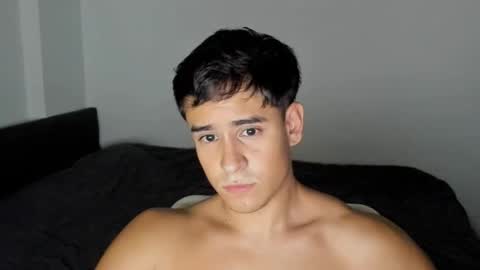 Snapshot of tairoanddagnye chatting on 02.16.25 Tairo online show from 02.16.25