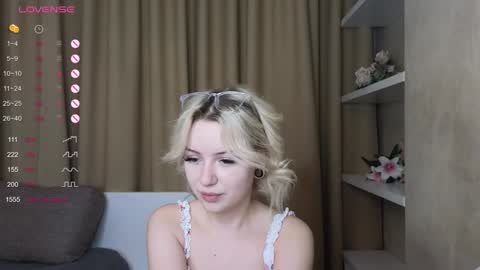 Emily online show from 02.02.25