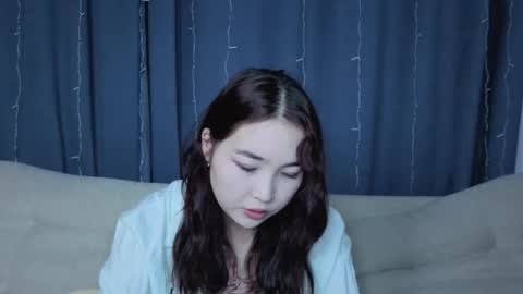 Soo Ying online show from 12.05.25