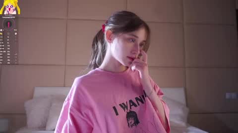 Mia online show from 05.21.26