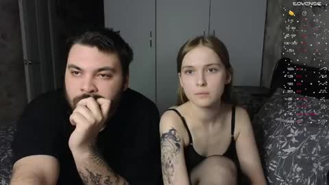 Snapshot of taiti_fox_cub chatting on 05.18.26 taiti_fox_cub online show from 05.18.26