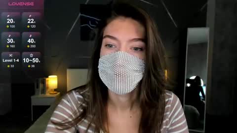 Snapshot of take_me_to_moon chatting on 11.25.25 Sasha online show from 11.25.25