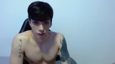 Snapshot of takeru___ chatting on 09.15.25 takeru___ online show from 09.15.25