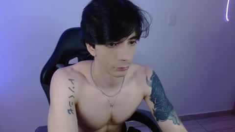 Snapshot of takeru___ chatting on 01.14.26 takeru___ online show from 01.14.26