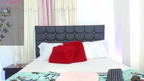 Snapshot of talianamoreno chatting on 11.12.25 taliana modelo independiente online show from 11.12.25