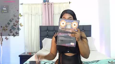 Snapshot of talianamoreno chatting on 11.18.25 taliana modelo independiente online show from 11.18.25