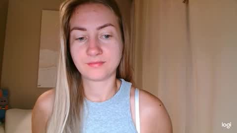  Kira  online show from 09.19.25