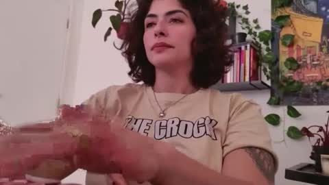 Snapshot of talimajid chatting on 12.15.25 Tali Majid online show from 12.15.25