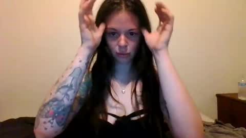 Snapshot of talktomenicely_ chatting on 03.20.26 Lily Rhoades online show from 03.20.26