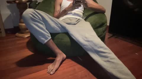 Snapshot of tallguy112 chatting on 09.10.25 Free BI Dude online show from 09.10.25