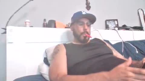 Snapshot of talllatino310 chatting on 10.22.25 talllatino310 online show from 10.22.25