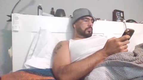 Snapshot of talllatino310 chatting on 11.21.25 talllatino310 online show from 11.21.25