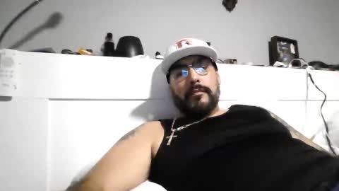 Snapshot of talllatino310 chatting on 12.04.25 talllatino310 online show from 12.04.25