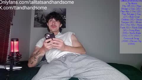 Snapshot of talltatsandhandsome2 chatting on 04.04.26 talltatsandhandsome2 online show from 04.04.26