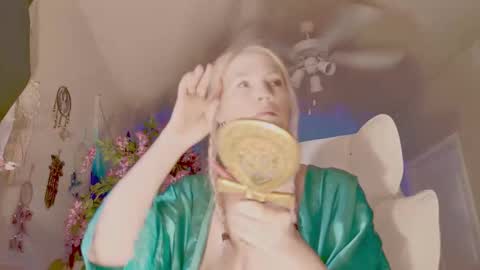 Snapshot of talulaa chatting on 02.19.26 Talula - OF talulaa online show from 02.19.26