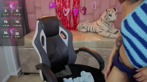 Snapshot of tamako_kitty_b chatting on 02.14.26 tamako_kitty_b online show from 02.14.26