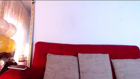 Snapshot of tamara_reyna chatting on 11.21.25 Tammy Modelo independiente YEAH online show from 11.21.25