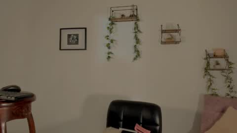  T A M A R A  online show from 03.06.26