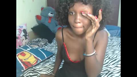 Snapshot of tamela_1 chatting on 02.26.25 tamela online show from 02.26.25