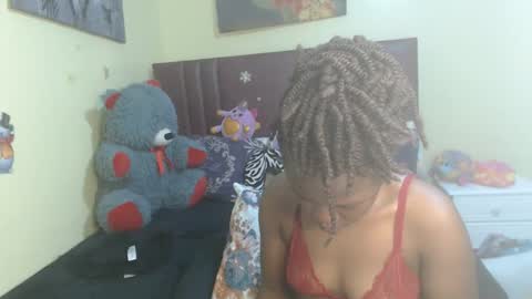 Snapshot of tamela_1 chatting on 09.15.25 tamela online show from 09.15.25