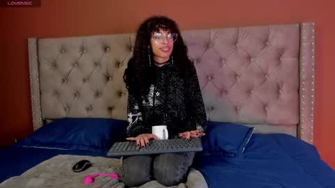 Snapshot of tamia_25 chatting on 03.20.26 TAMI online show from 03.20.26