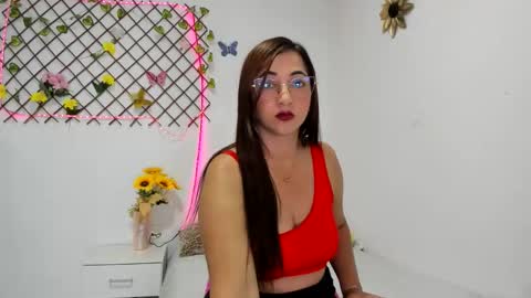 TamiDesire online show from 04.19.26