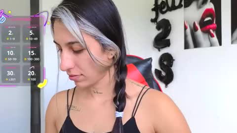 Snapshot of tammyandrade_ chatting on 12.15.25 tammy online show from 12.15.25