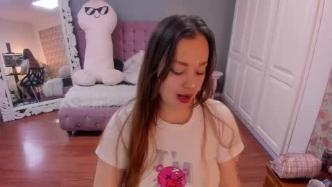 Tammara  online show from 11.22.25