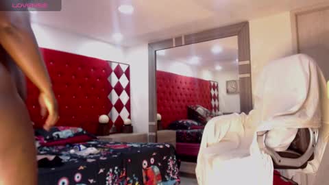 Snapshot of tamyjhonson chatting on 02.19.25 Tamy Jhonson online show from 02.19.25