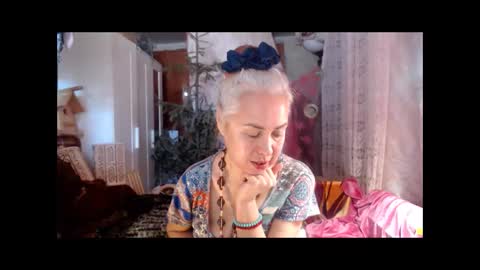 Milena online show from 10.15.25