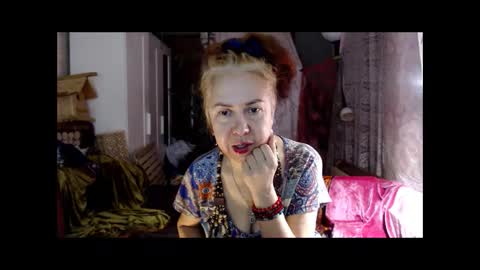 Snapshot of tanganiika chatting on 11.16.25 Milena online show from 11.16.25