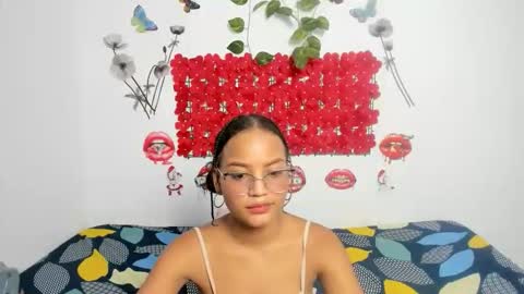 tania_hot0 online show from 11.30.25